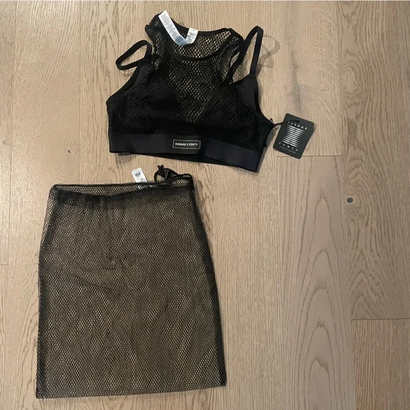 NWT Savage x Fenty Pin Up Low-Impact Sports Bra S *Limited Edition* - Picture 3 of 4